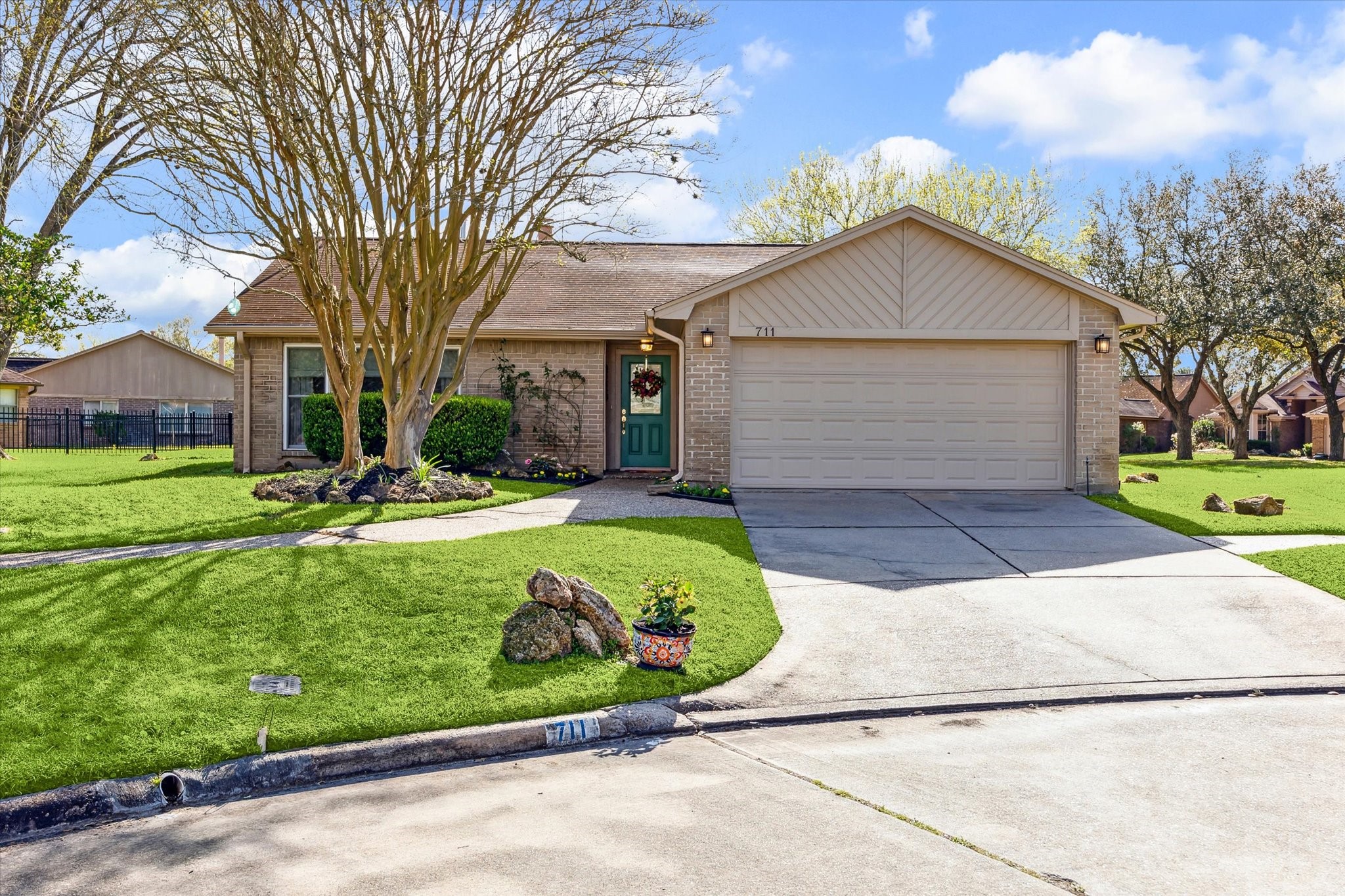 711 Flower Field Court Pearland TX 77584