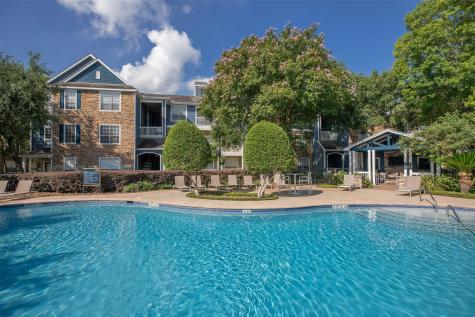 19100 N Glenwest Drive 437 Friendswood TX 77546