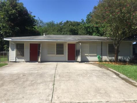 3022 Tarpey Avenue Texas City TX 77590