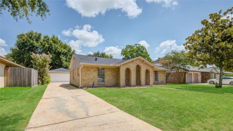 12110 Scottsdale Drive Meadows Place TX 77477