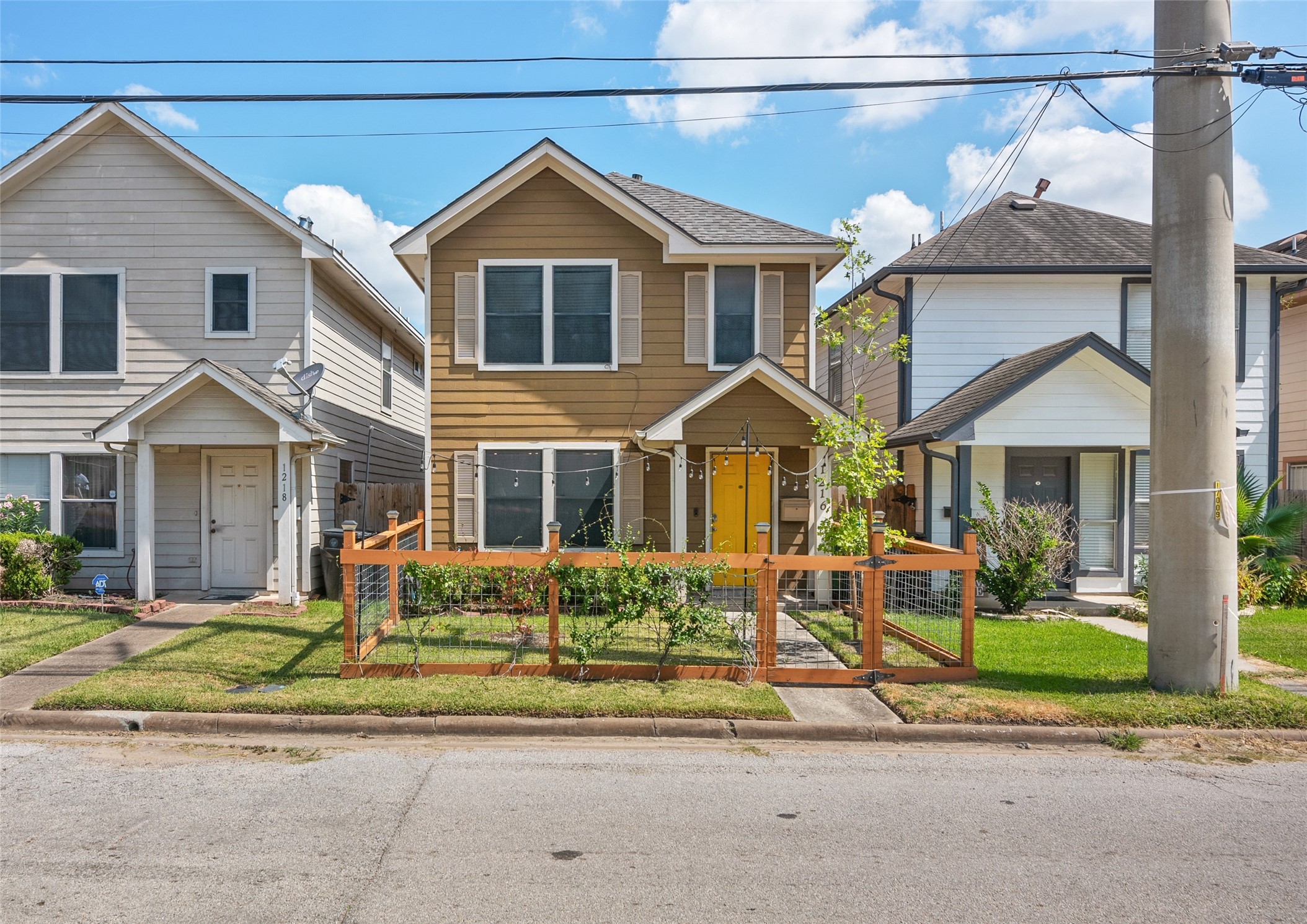 1216 Cleveland Street Houston TX 77019