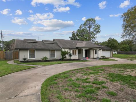 18214 Kings Row Houston TX 77058