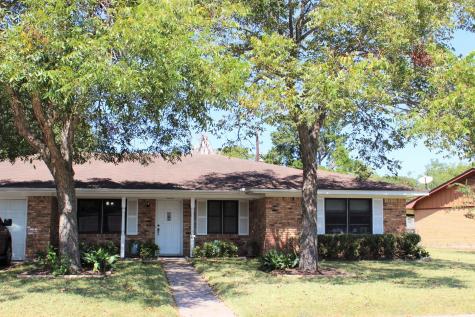 1006 Robinhood Road Brenham TX 77833