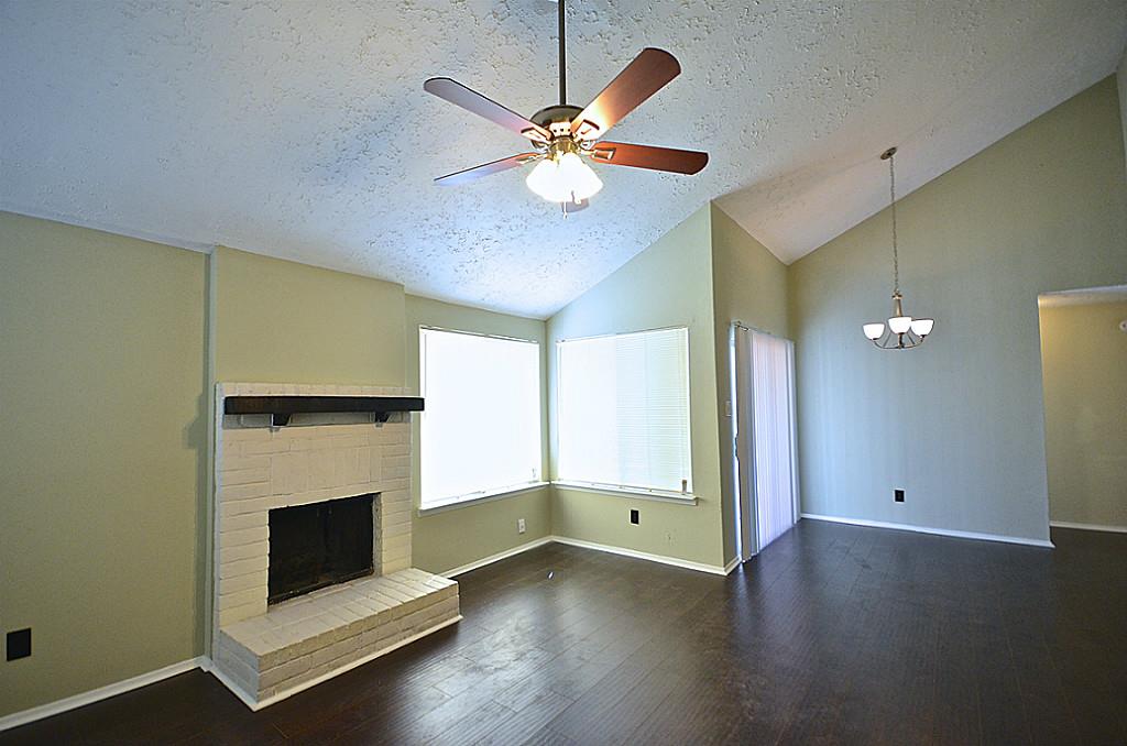 10143 Towne Mist Drive Sugar Land TX 77498