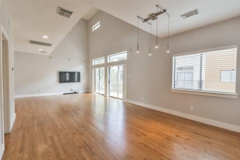4202 Spencer Street D Houston TX 77007
