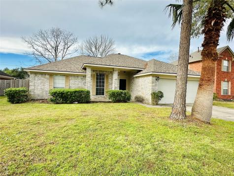 3805 Pin Oak Drive N Pearland TX 77581