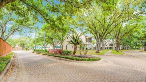 4144 Greystone Way 106 Sugar Land TX 77479