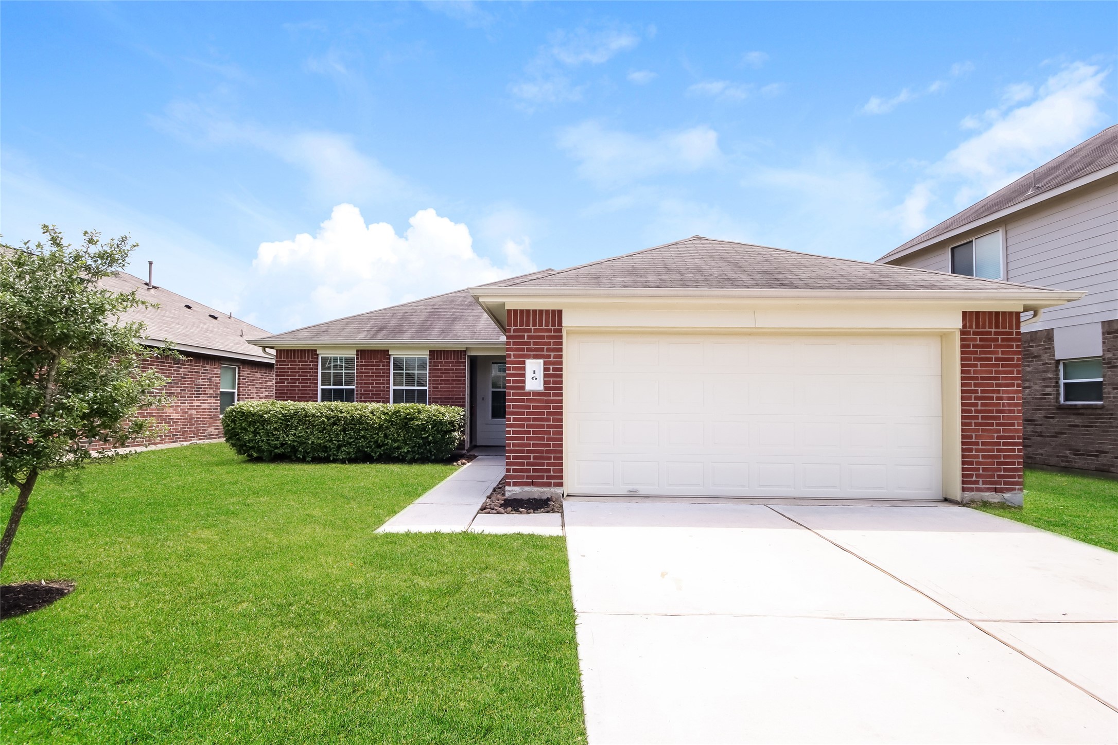 16 Lazy Swing Court Manvel TX 77578