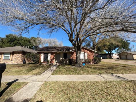 1439 Middle Park Street Pasadena TX 77504