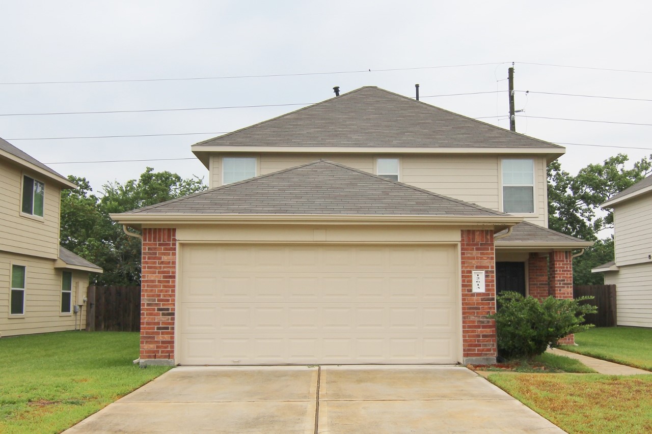 12613 Rio Lindo Street Rosharon TX 77583