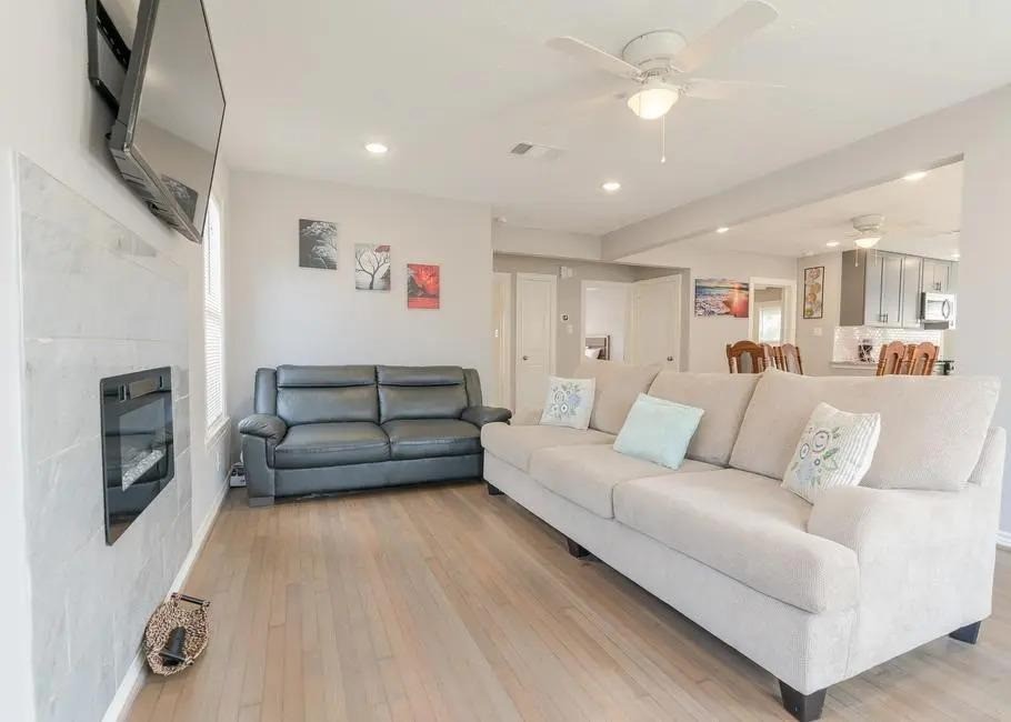 1408 Bowie Drive Galveston TX 77551