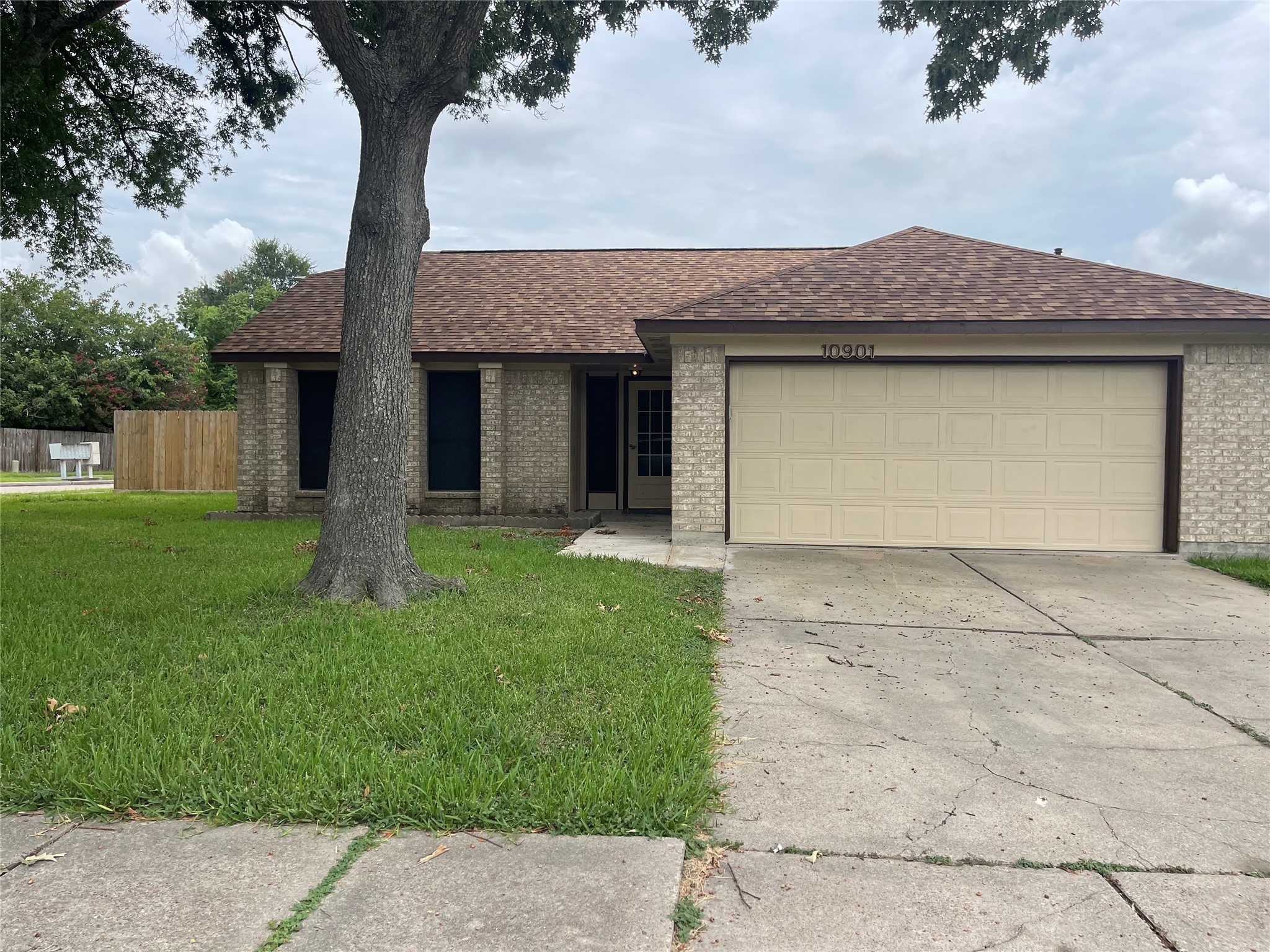 10901 Dogwood Drive La Porte TX 77571