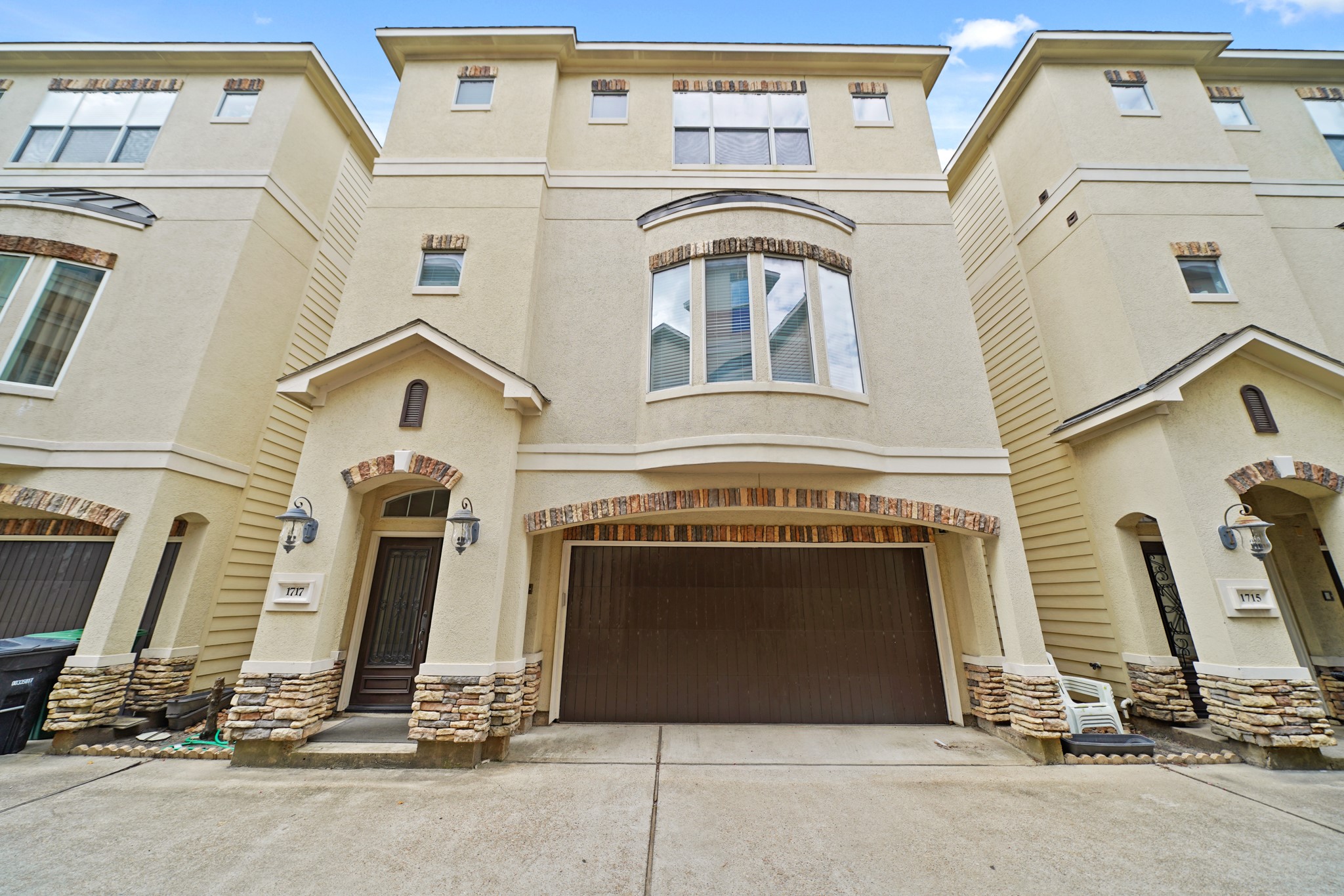 1717 Francis Street Houston TX 77004