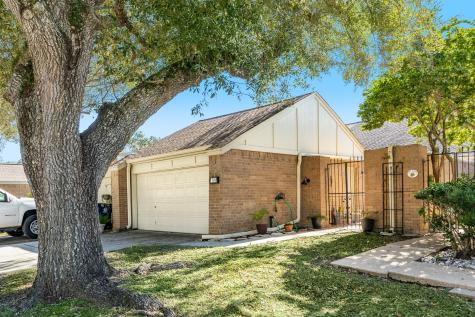 1814 Veranda Drive West Columbia TX 77486