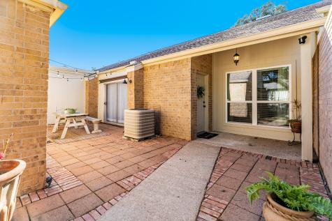 1814 Veranda Drive West Columbia TX 77486