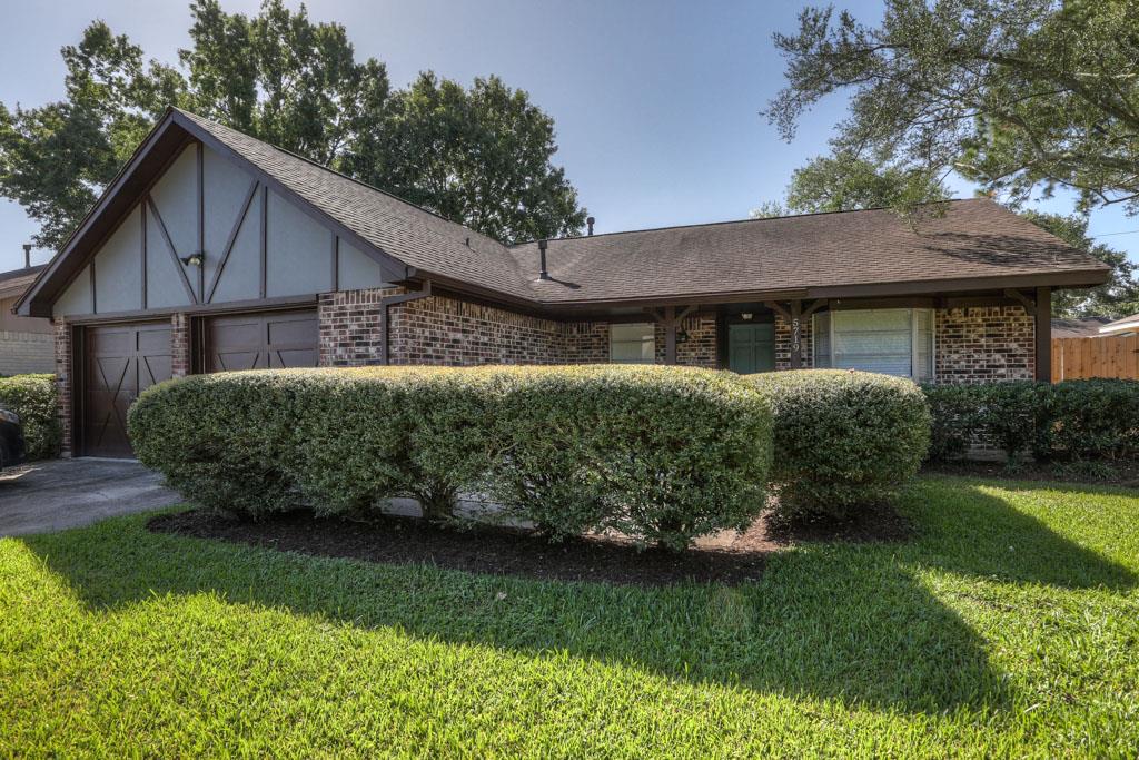 5719 Chrystell Lane Houston TX 77092