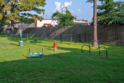 1100 Graham Drive 306 Tomball TX 77375