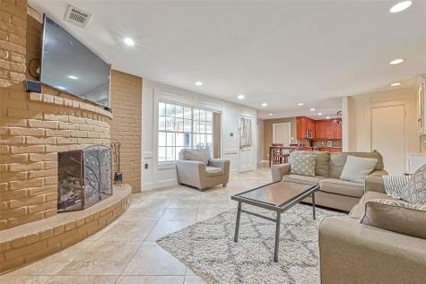 711 Lodgehill Lane Houston TX 77090