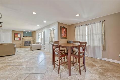 711 Lodgehill Lane Houston TX 77090