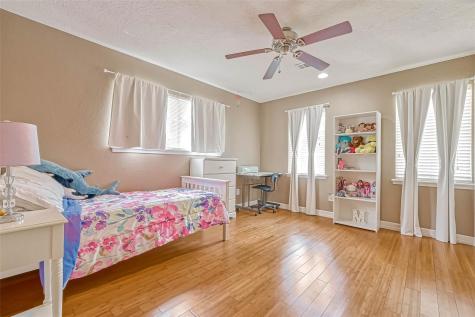 711 Lodgehill Lane Houston TX 77090