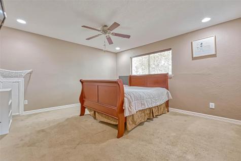 711 Lodgehill Lane Houston TX 77090