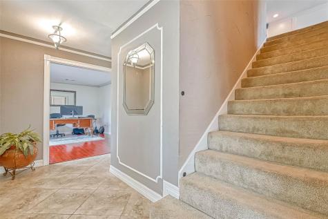 711 Lodgehill Lane Houston TX 77090