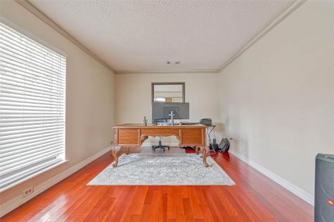 711 Lodgehill Lane Houston TX 77090