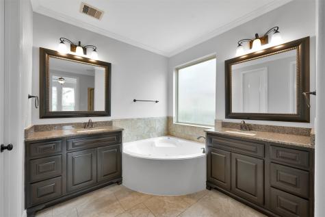 50 Lindenberry Circle Spring TX 77389