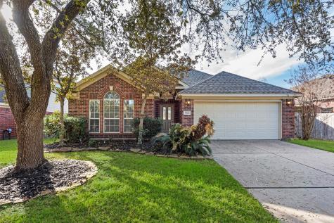4826 Silverlake Drive Sugar Land TX 77479