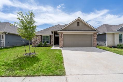 911 Acorn Trail Place Tomball TX 77375