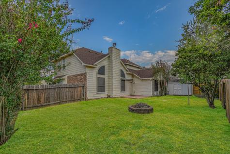 30611 Country Meadows Drive Tomball TX 77375