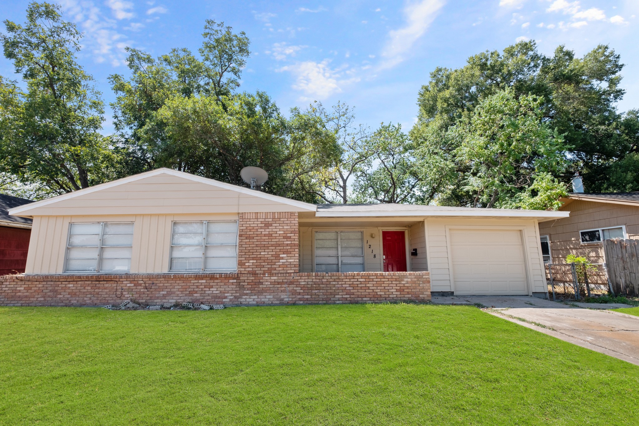 1218 Fresa Road Pasadena TX 77502