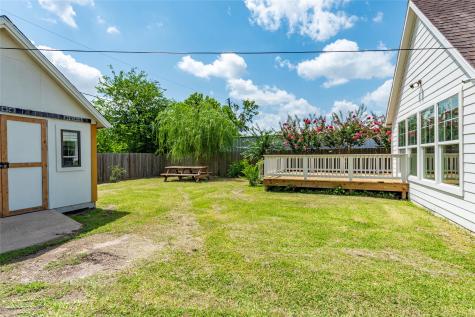 719 Shaver Street Pasadena TX 77506