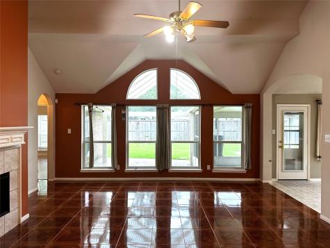 2133 Lakewind Lane League City TX 77573