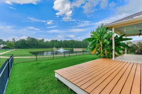 8007 N Tarrytown Crossing Drive Conroe TX 77304
