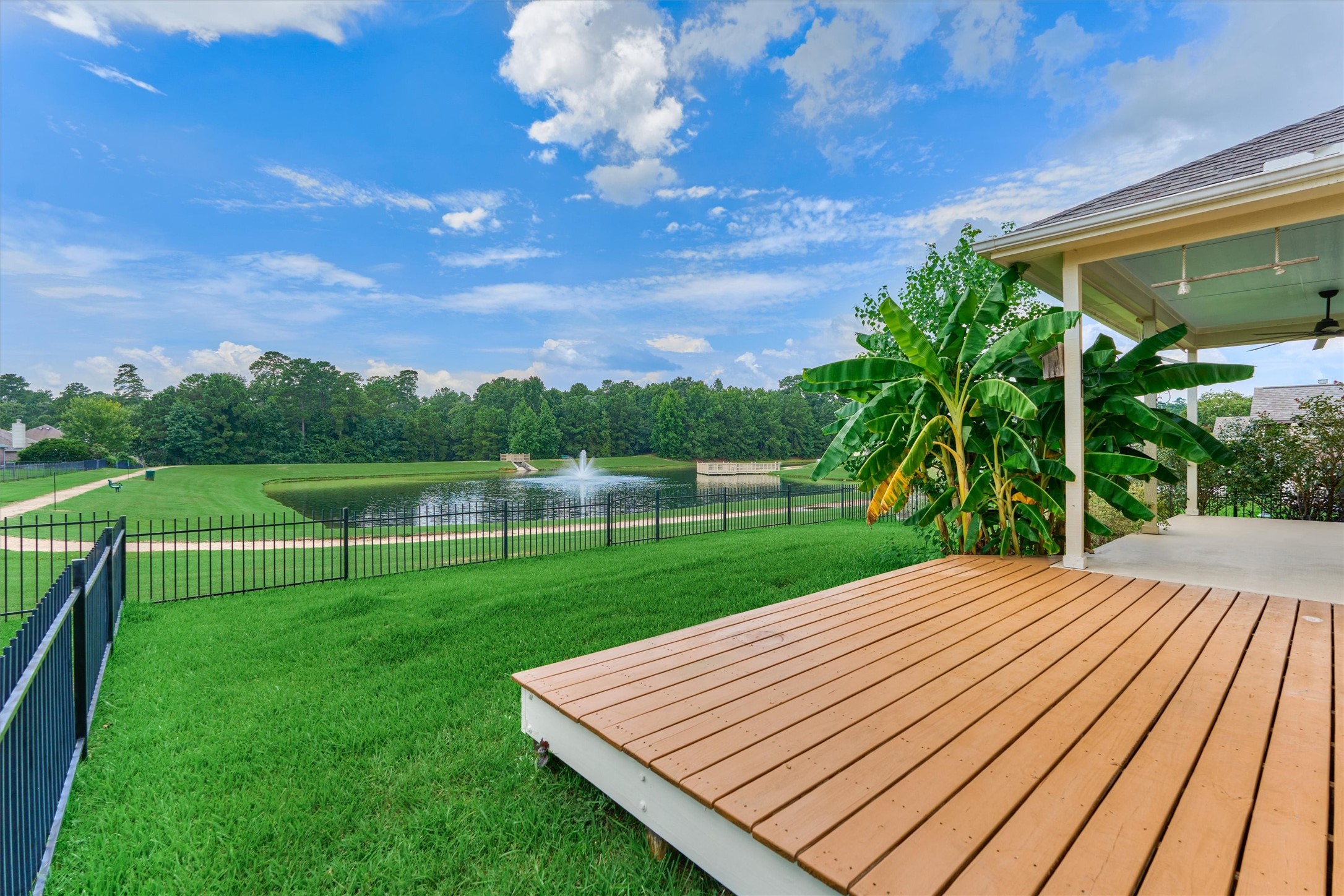 8007 N Tarrytown Crossing Drive Conroe TX 77304