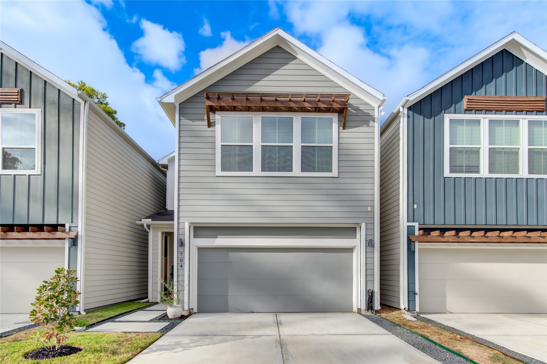 704 Pinemont Canyon Lane Houston TX 77018