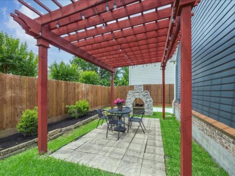 1200 W 24th Street Houston TX 77008