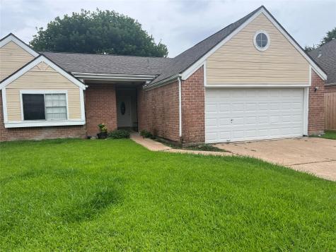 111 Kings Court Stafford TX 77477