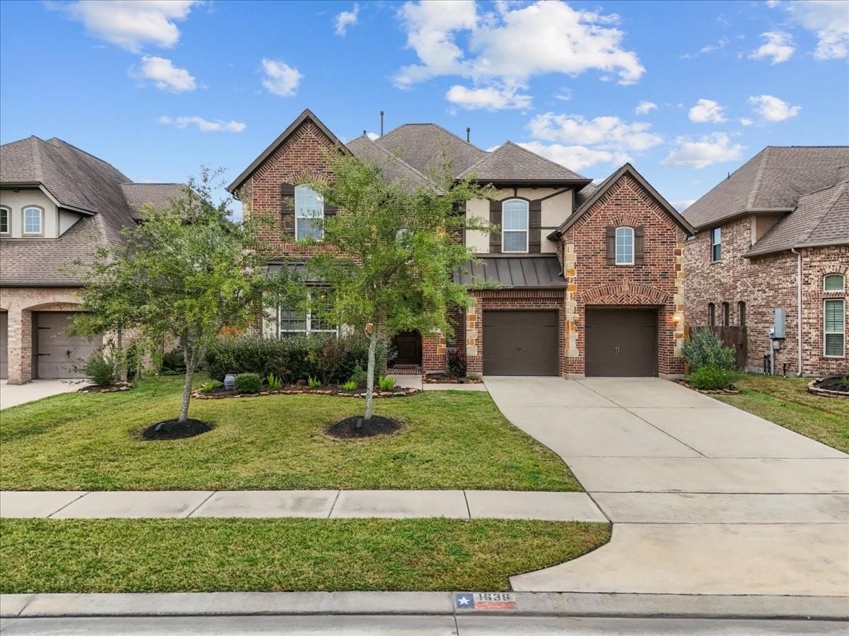 1636 Longwood Glen Lane Friendswood TX 77546