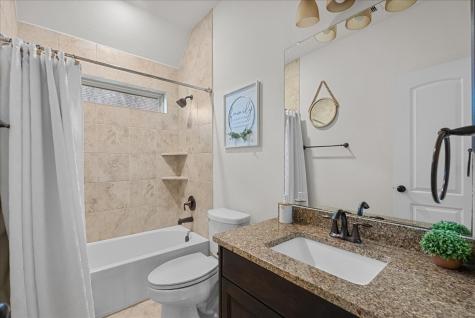 1636 Longwood Glen Lane Friendswood TX 77546