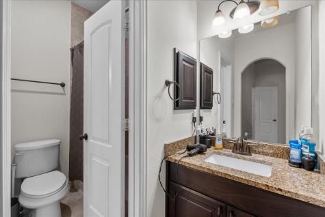 1636 Longwood Glen Lane Friendswood TX 77546