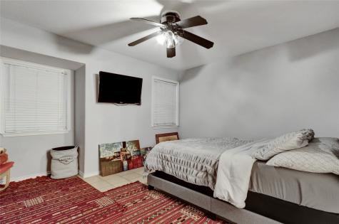 5807 Beverlyhill Street 22 Houston TX 77057