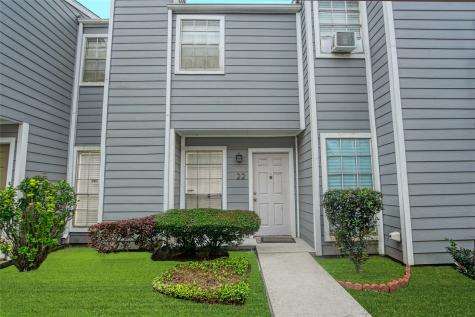 5807 Beverlyhill Street 22 Houston TX 77057