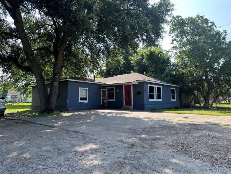406 N Wharton Street El Campo TX 77437