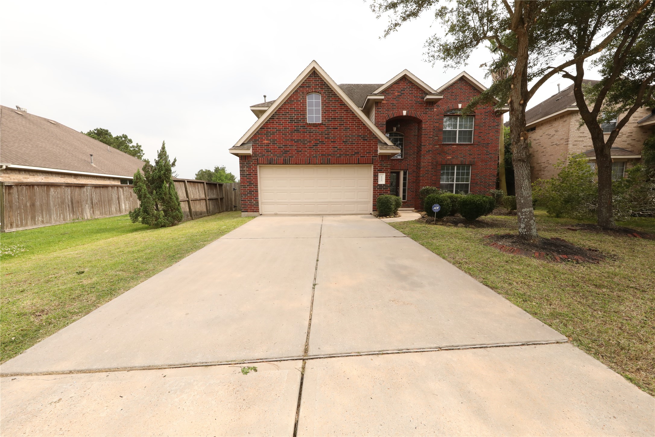 2332 Diamond Springs Drive Pearland TX 77584
