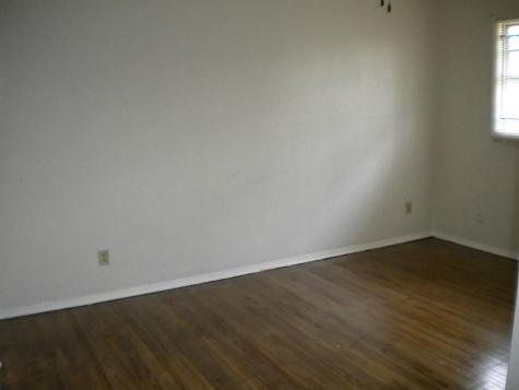 4423 Knotty Oaks Trail Houston TX 77045