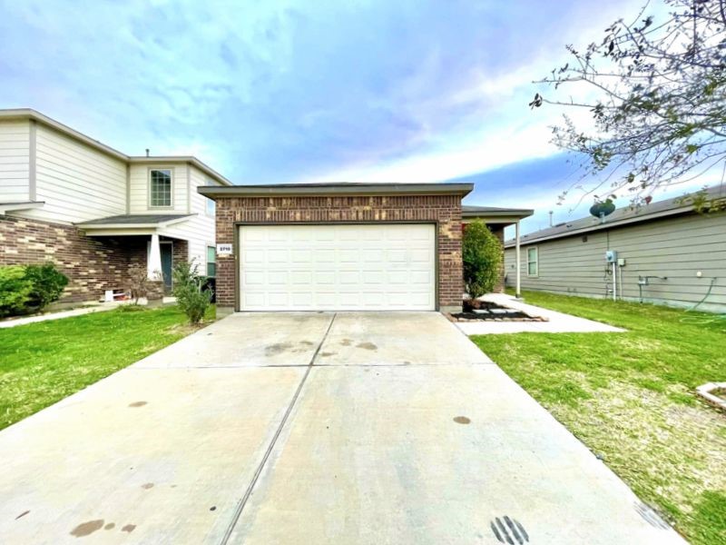 2710 Skyview Silver Drive Houston TX 77047