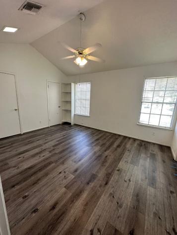 7307 S Gessner Road Houston TX 77036