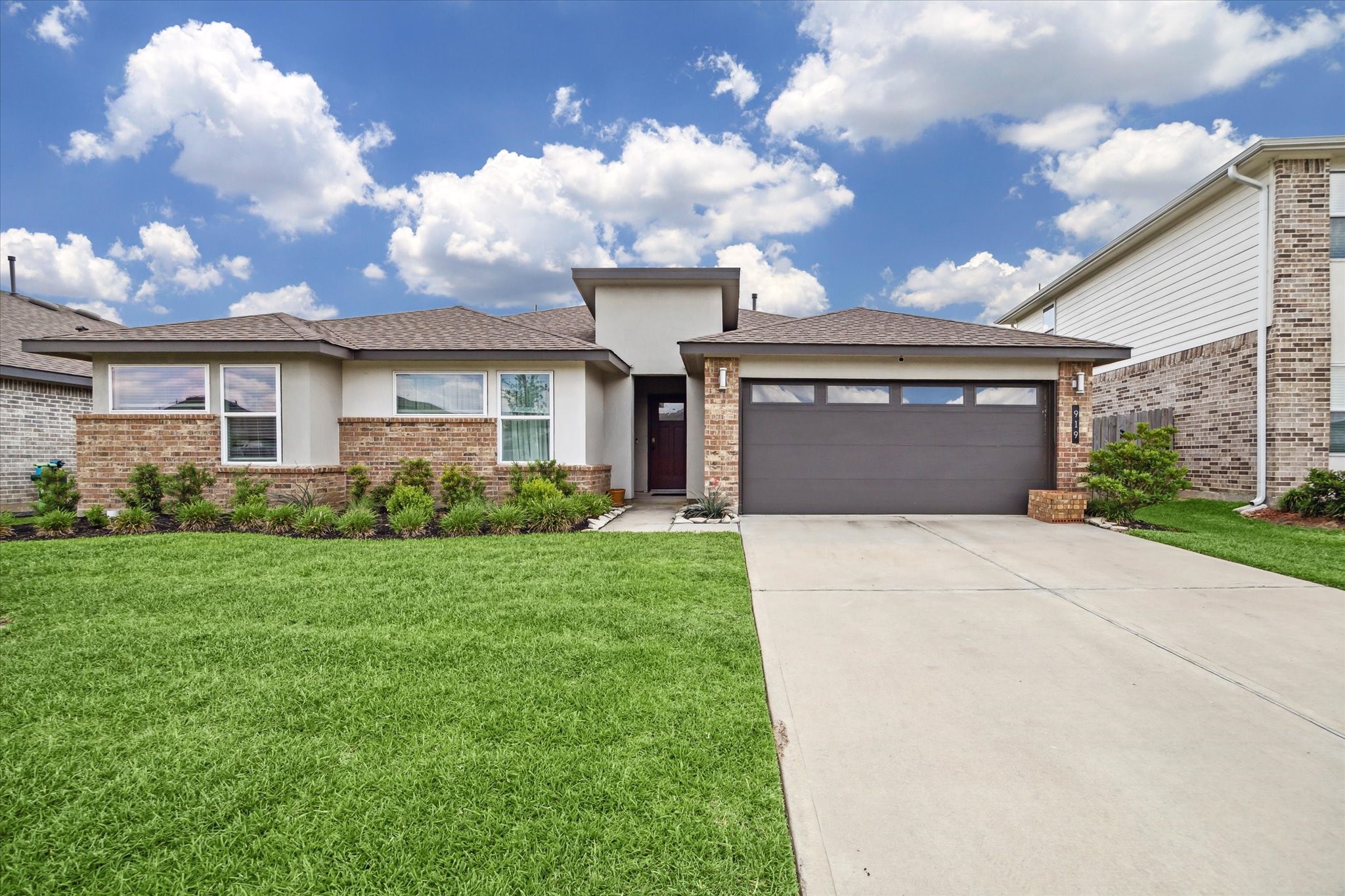 919 Starcross Bend Drive Missouri City TX 77459